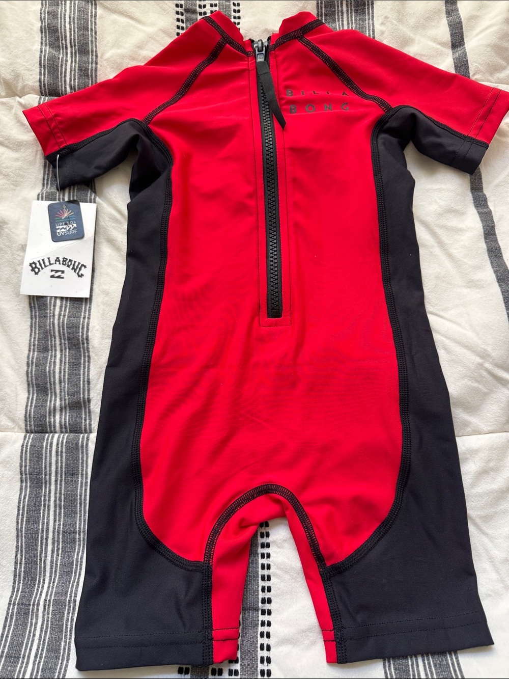 Billabong Red and Black Short Sleeve One-Piece Rashguard size 2T xxs